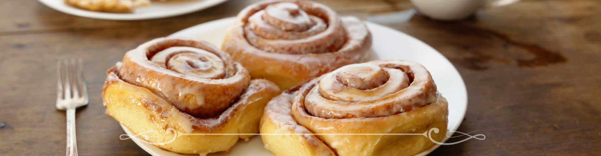 Copper Kettle Bakery and Craft Shop Cinnamon Roll